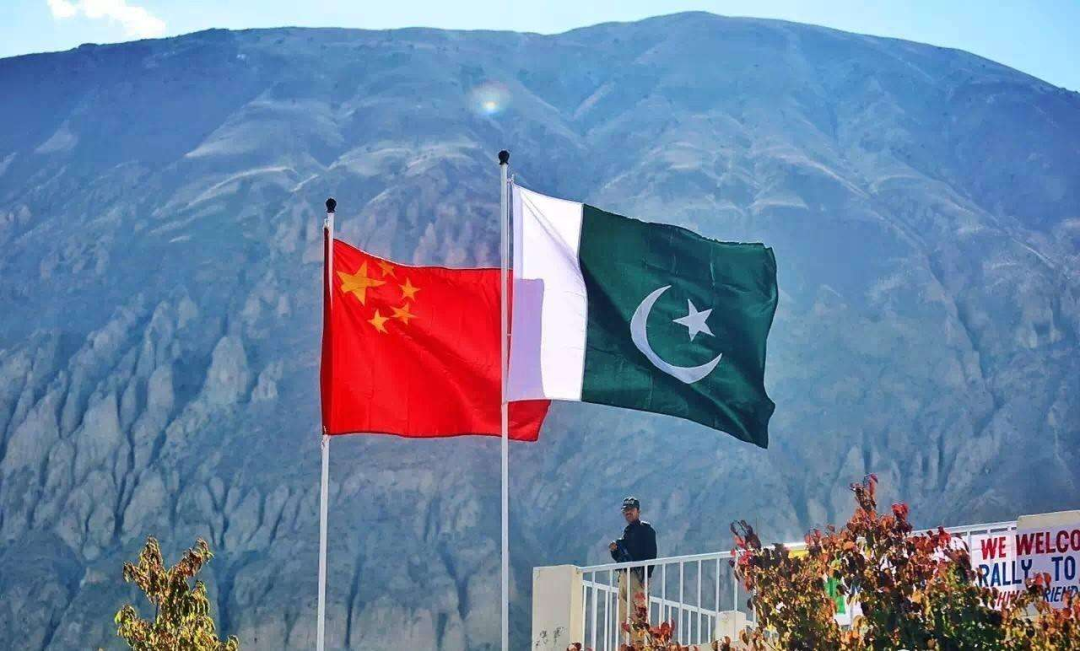 血饮:铲平八纮一宇塔!该出手时就出手!|2025-08-18-汉风1918-汉唐归来-惟有中华