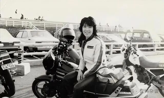 高市早苗年轻时