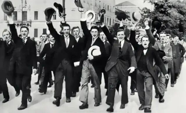 一颗青木:侵略成性的欧洲列强,一战后特别热爱和平|2025-12-14-汉风1918-汉唐归来-惟有中华