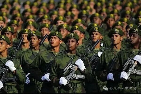 soldiers_cuban_cuba_army_military_parade_havana_revolution_square_april ...