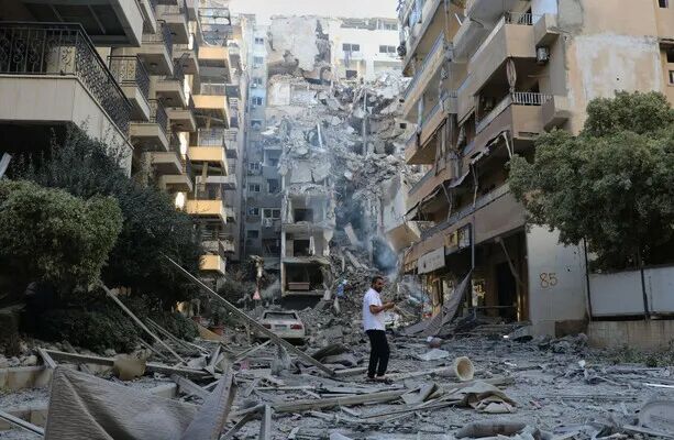 Major bombing raids across southern Lebanon as strike hits town where ...