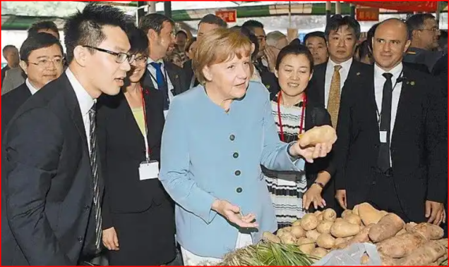 默克尔访问中国
